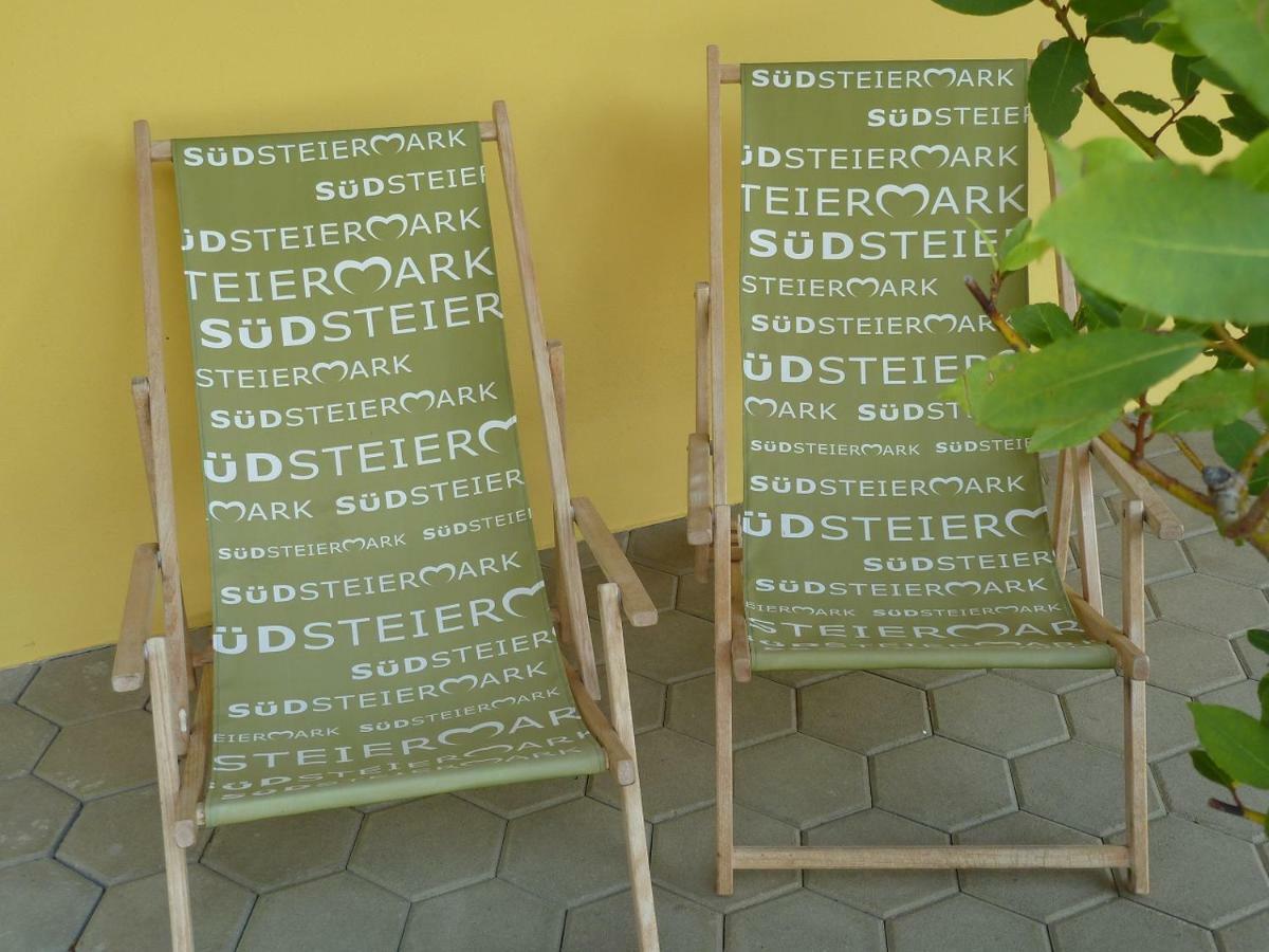 Weingut- Gaestezimmer Marko Leutschach Kültér fotó