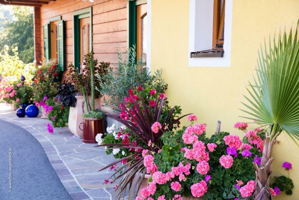Weingut- Gaestezimmer Marko Leutschach Kültér fotó